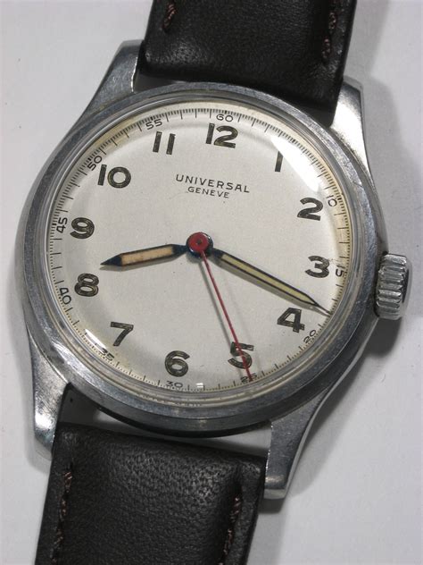 watch with sweep second hand